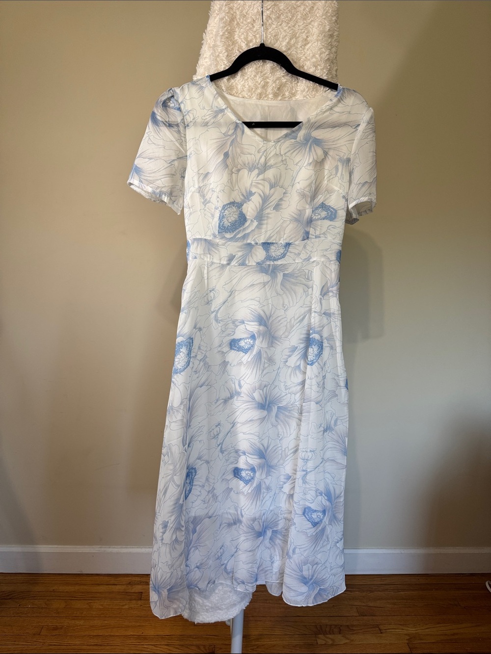 Light Blue Floral Midi Dress - Elegant Women's Dress